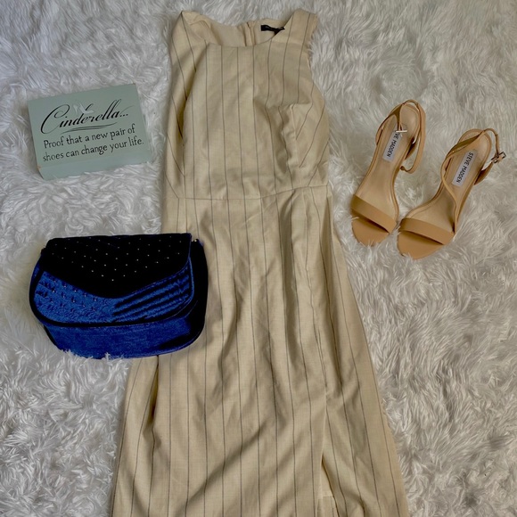 Dress - Picture 1 of 2